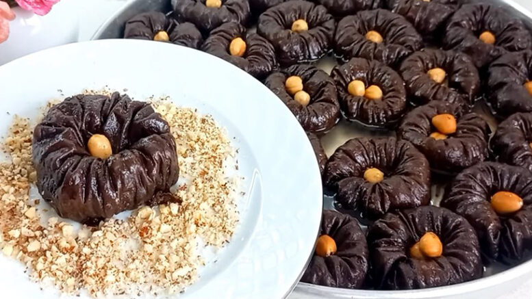 20 Yıldır Sorulan Efsane Kakaolu Bülbül Yuvası Baklava Tarifi
