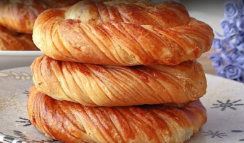 El Açmanın Yerini Alacak Çok Pratik Börek Tarifi