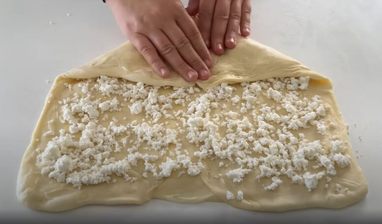 Pul Pul Dökülen Olay Olacak Zarf Börek Tarifi