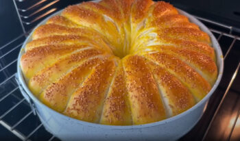 Çay Yanına Anında Tozu Kalmayan Çörek Tarifi