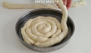 Dondurucuların Dolduğu Pofur Pofur Burgu Börek Tarifi