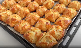 Pratik Çıtırın Çıtırı 3 Malzemeden Tepsi Dolusu Börek Tarifi