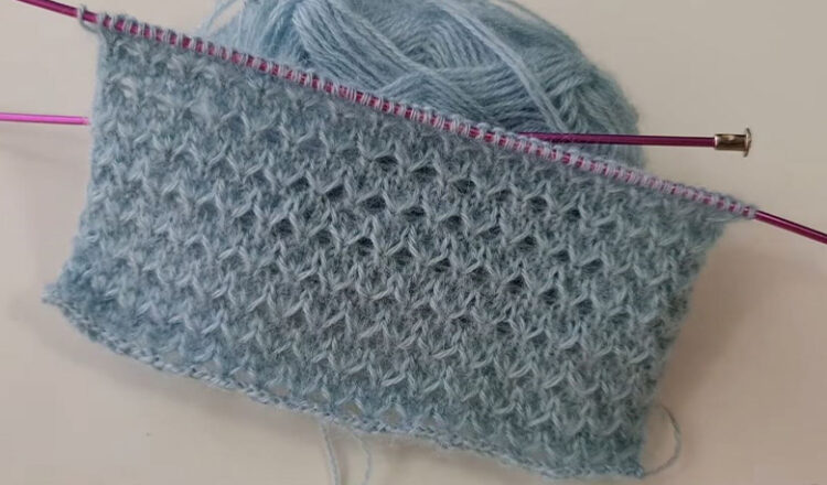 Şala Çeyizlik Örgülere İddialı Yelek Modeli