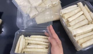 Yaş Yufka Yapılışı Ve Buzlukta Saklama Yöntemi
