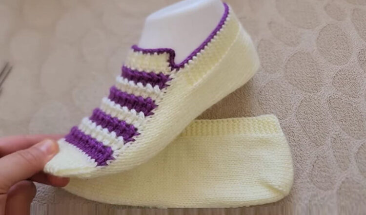 Bohçalara Yakışan Gelinlere Çeyizlik Patik Modeli