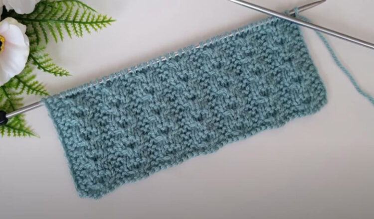 Modası Geçmeyecek Hep Gündemde Kalacak Yelek Hırka Modeli