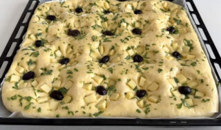 Sahura Kahvaltıya Pet Şişe İle Yapılan Çörek Tarifi