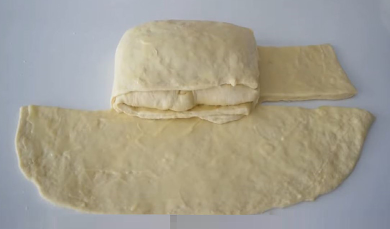Oklavasız el açması börek - nefis yemek tarifleri