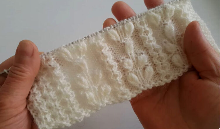 Bademlerle Dolu Şekilli Yelek Örneği