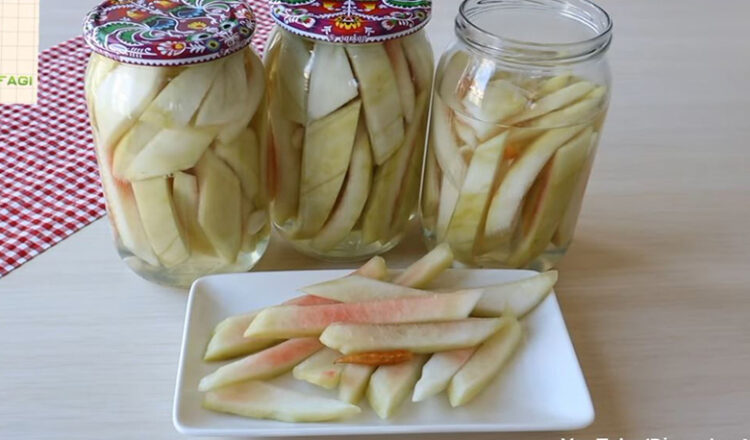 Lezzeti Garanti En Gözde Turşu Tarifi