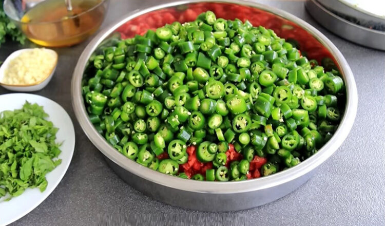 100 Kavanoz Yapsanız Yetmeyen Kışlık Tarifi