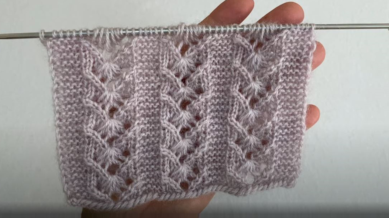 Kolay Yapılan Alizeye Çok Yakışan Yelek Örneği