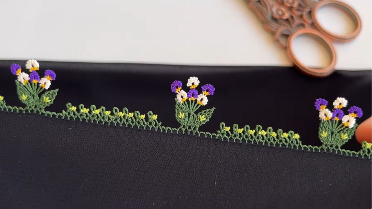 Pahalıya Yapılan Gösterişli İğne Oyası Modeli