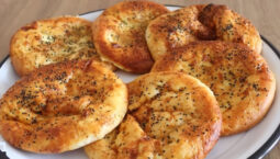 Puf Puf Kahvaltılık Çörek Tarifi