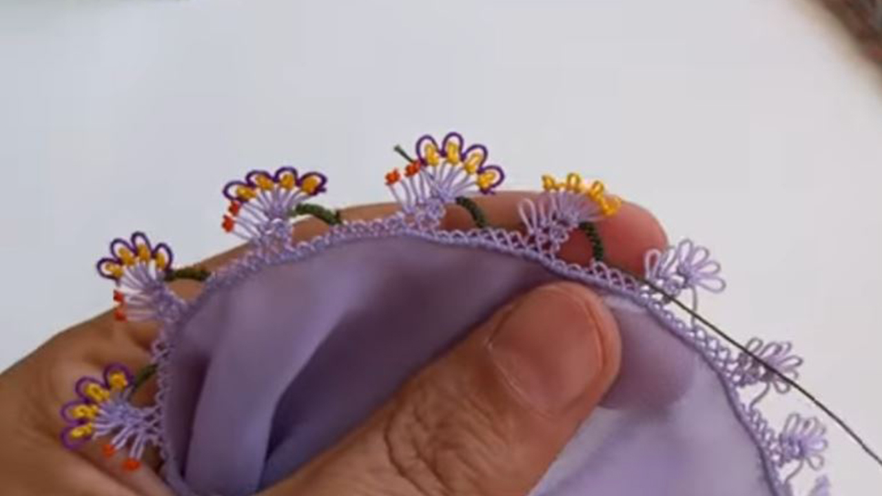 Sıralı Çok Beğenilen Çeyizlik İğne Oyası Modeli
