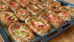 Simit Pizza Tadında Leziz Börek Tarifi