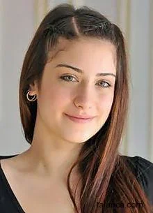 hazal kaya foto galeri