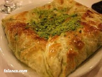 Şerbetli Katmer Tatlısı