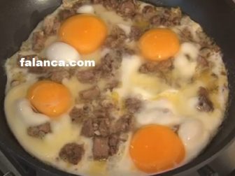 kavurmali yumurta nasil yapilir 1