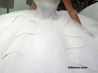 parlak prenses gelinlik