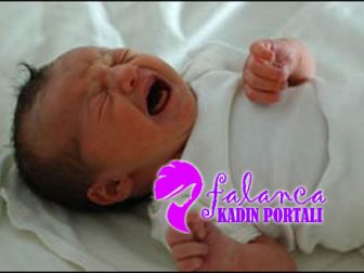 Sağlıklı Yeni Doğan Bebek