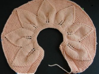 yaprakli bebek yelek 1